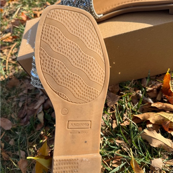 Andiamo Silver Beaded Slide Sandals Size 8.5 Boho Rhinestone - Picture 2 of 4